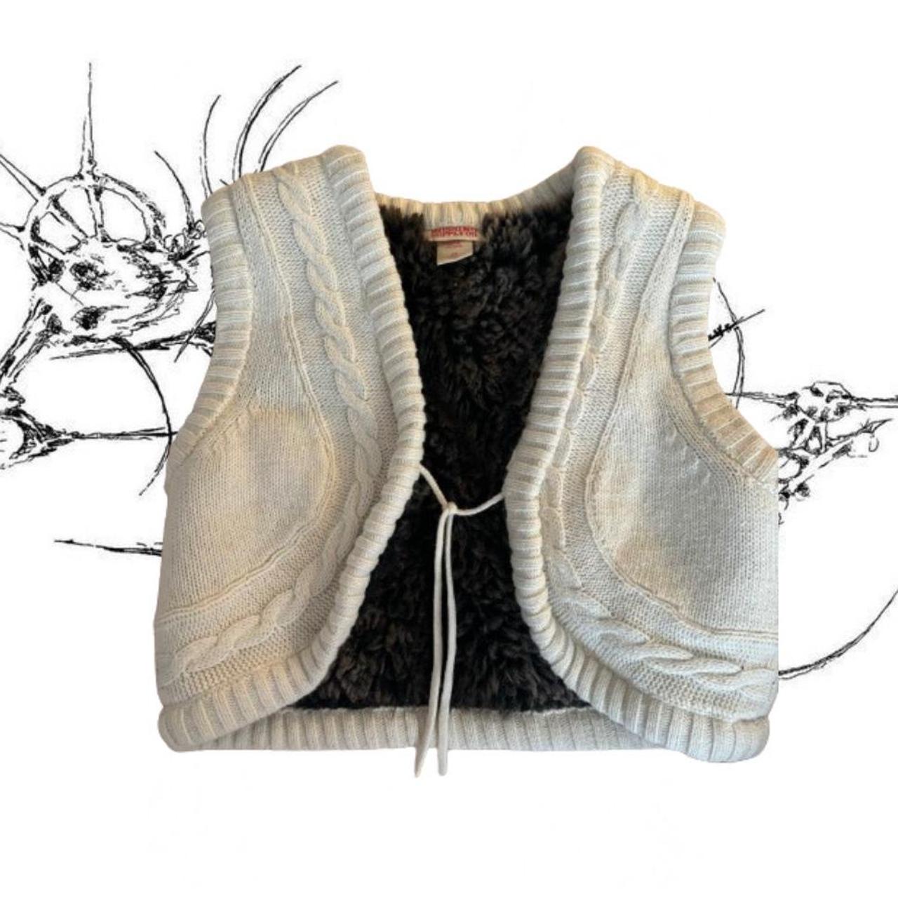 fairy vest , super cute vest with fur lining :) Size... - Depop