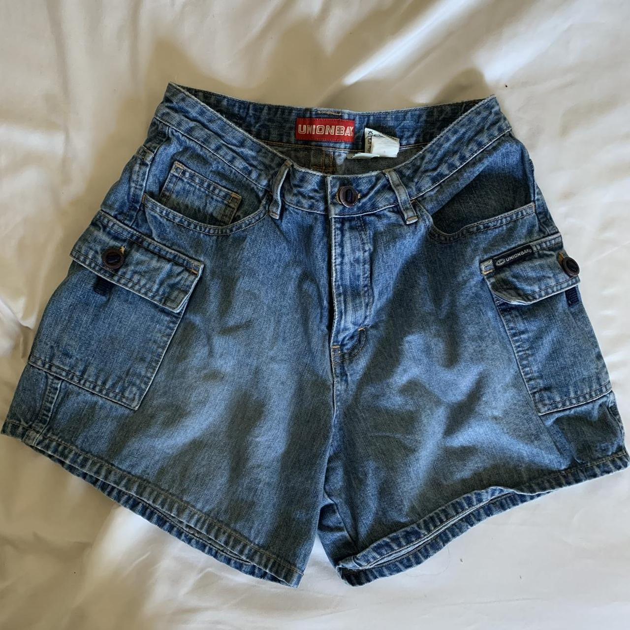 cute union bay shorts tags don’t list size but fits... - Depop