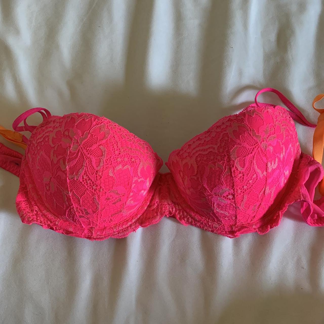 cute pink bra - Depop