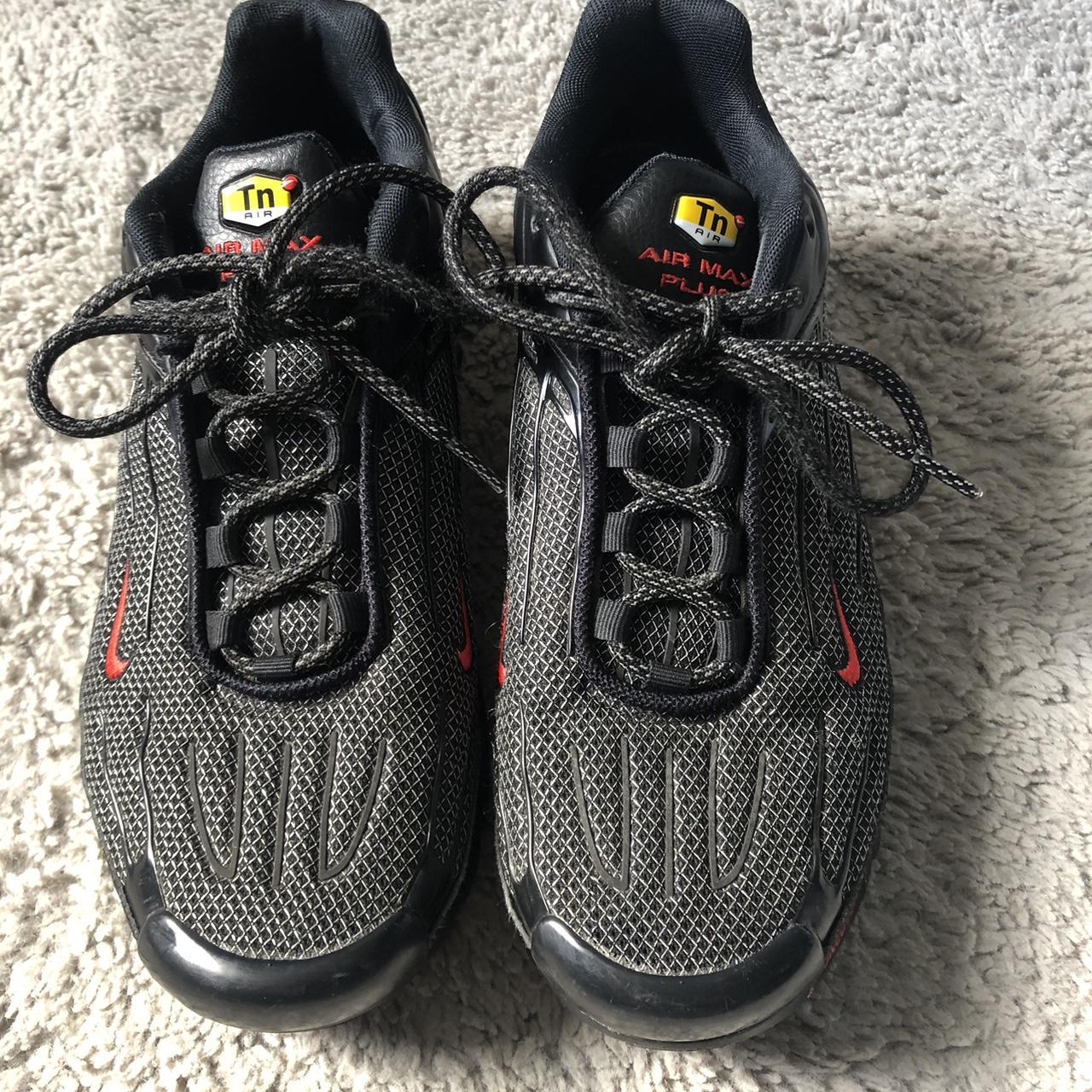 tn 3 black red