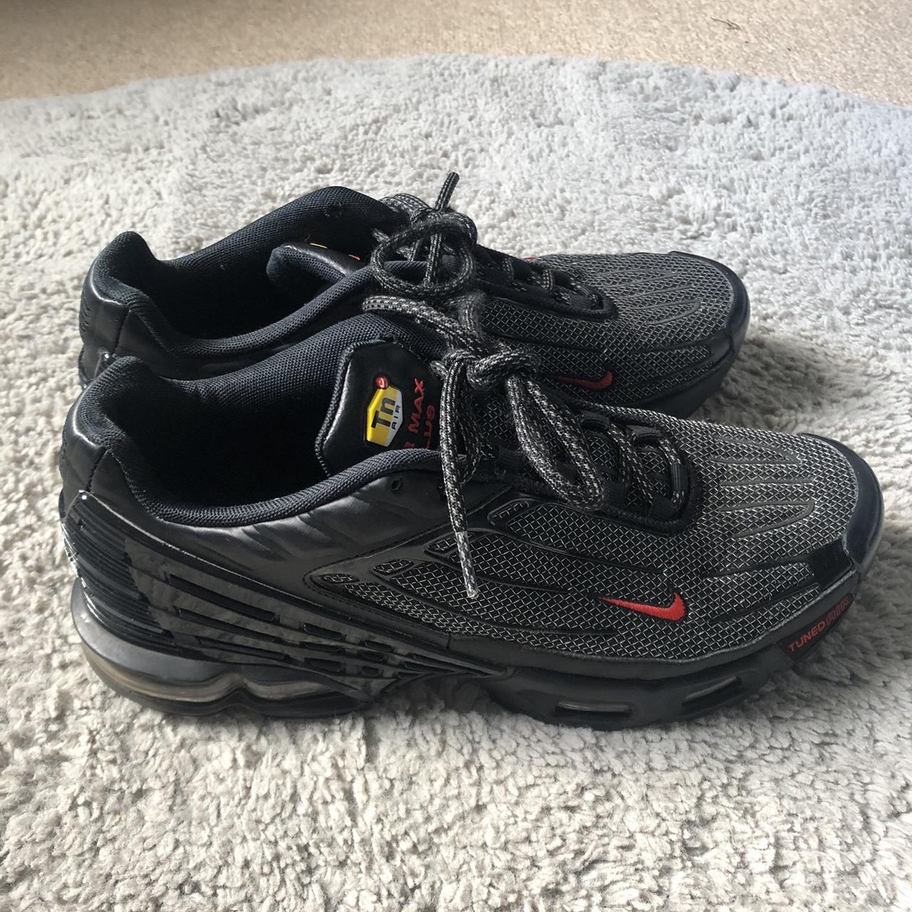 tn 3 black red