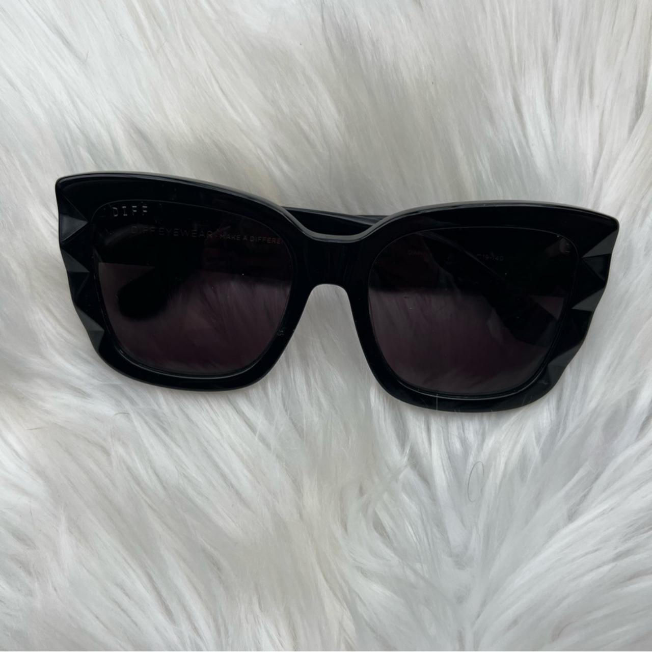 DIFF Women's Black Sunglasses Depop