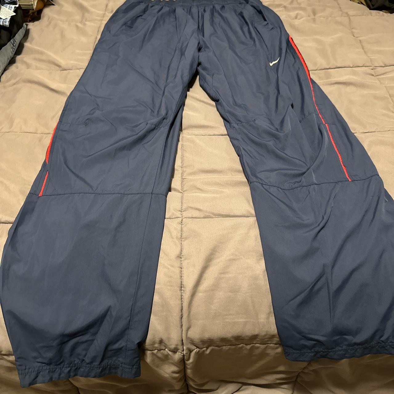 Vintage Navy Nike Pant size L - Free Shipping - Depop