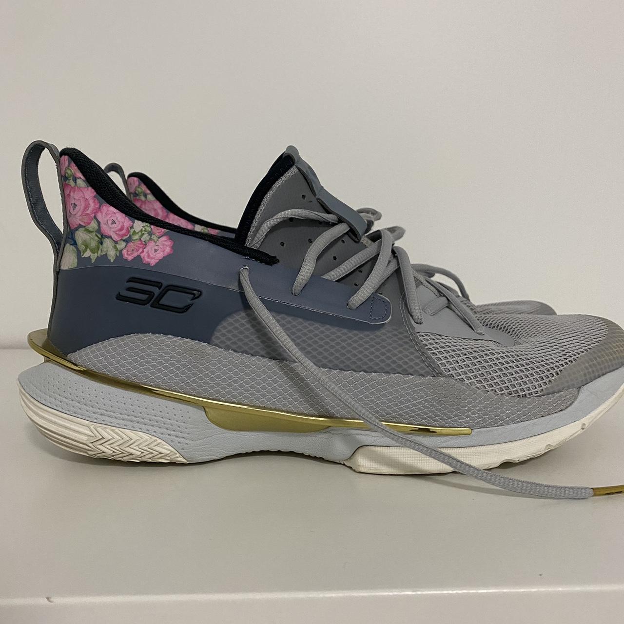 Stephen curry shoes hotsell 36 fabulous women