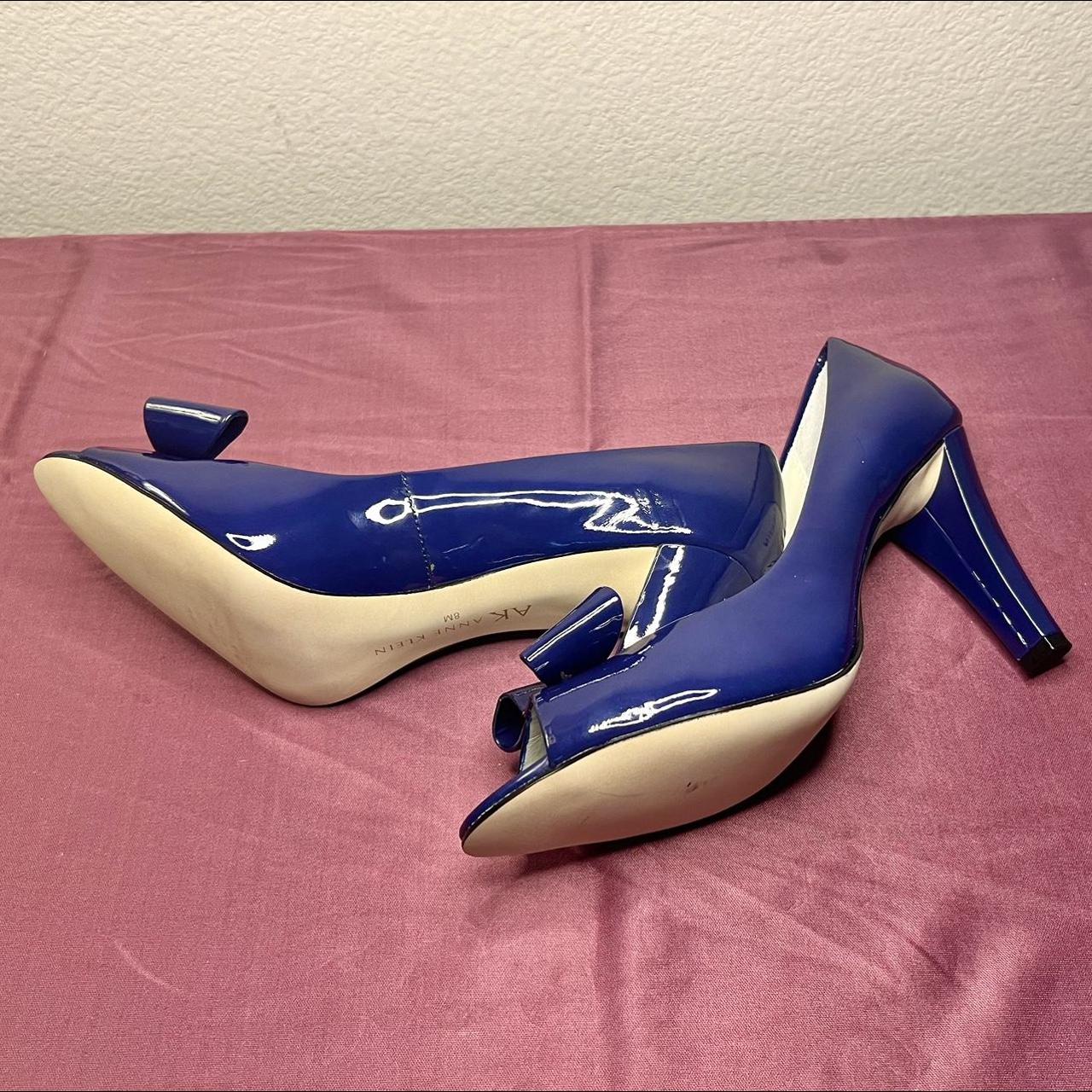 Anne klein hot sale navy heels