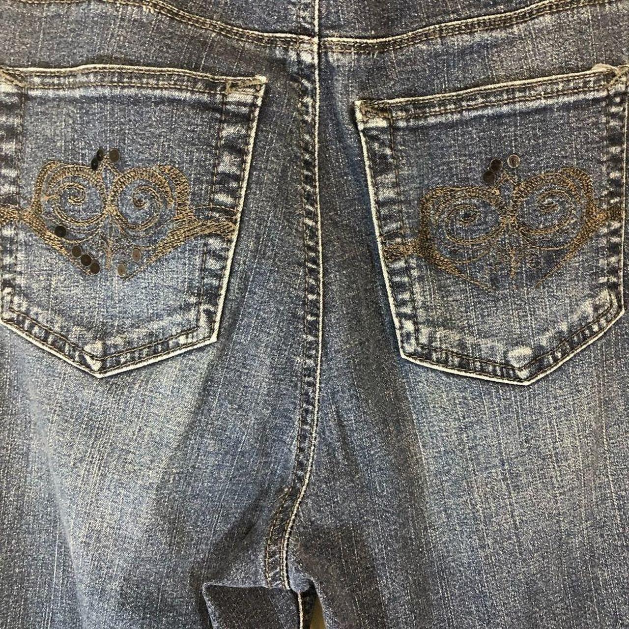 Jaclyn Smith denim jeans size 6 Waist 15”. Inseam... - Depop