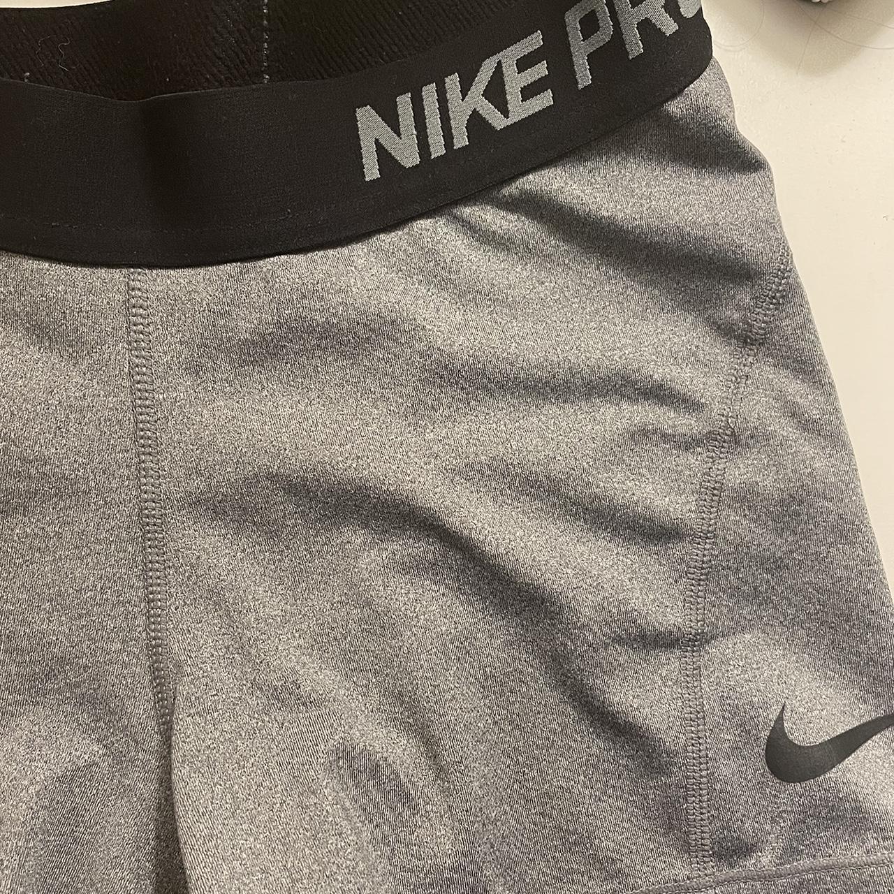 xs nike pro shorts