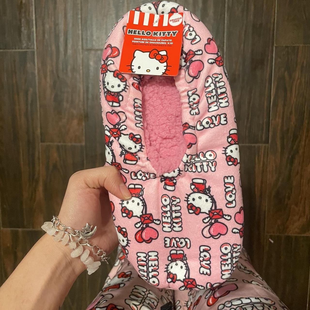 Hello Kitty CVS Valentines Day Snuggle Toes Socks... Depop