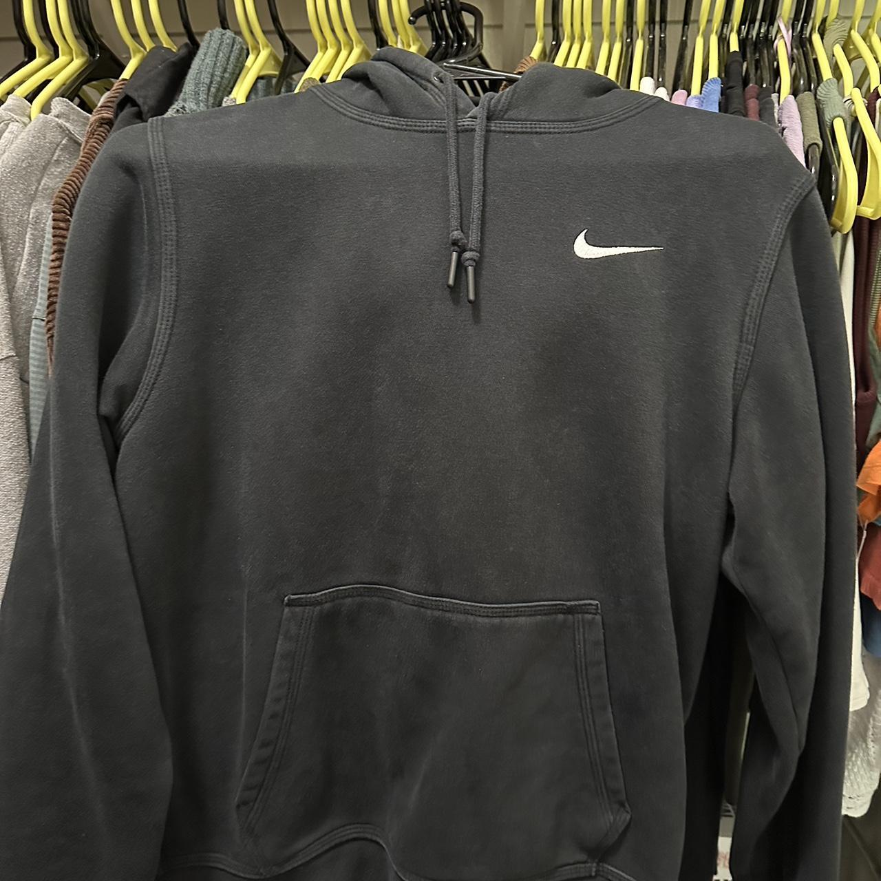 embroidered hoodie nike