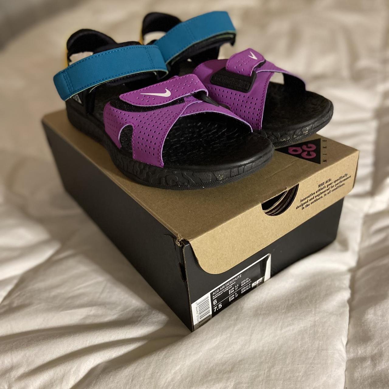 nike air deschutz purple