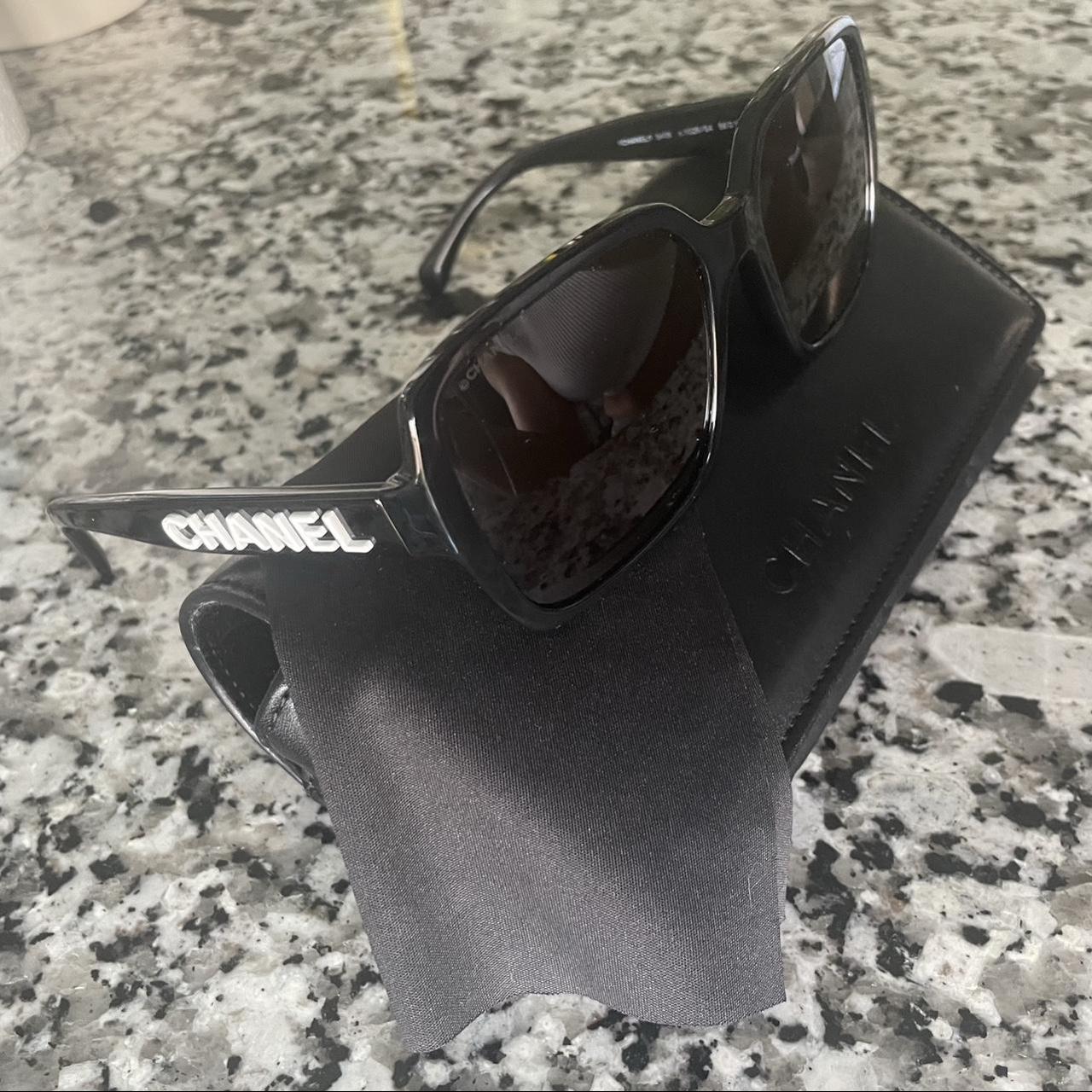 CHANEL sunglasses, Brand new w/o tags, Comes with case