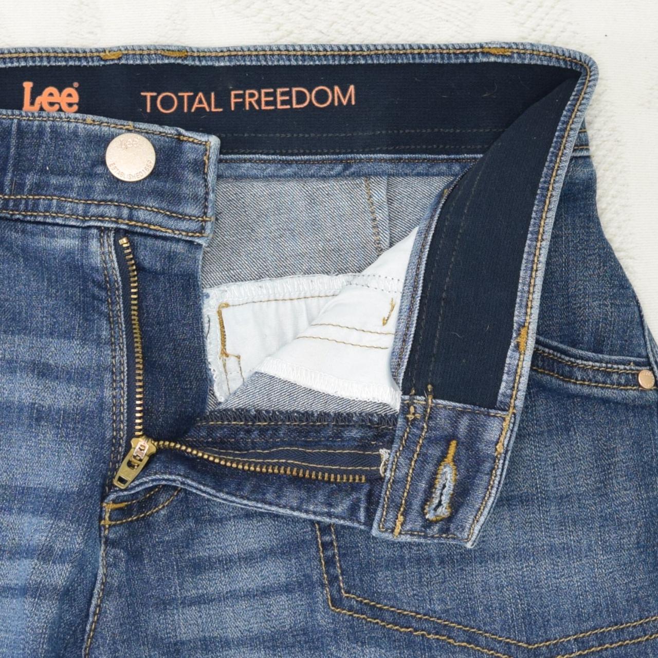 Lee's total freedom store jeans