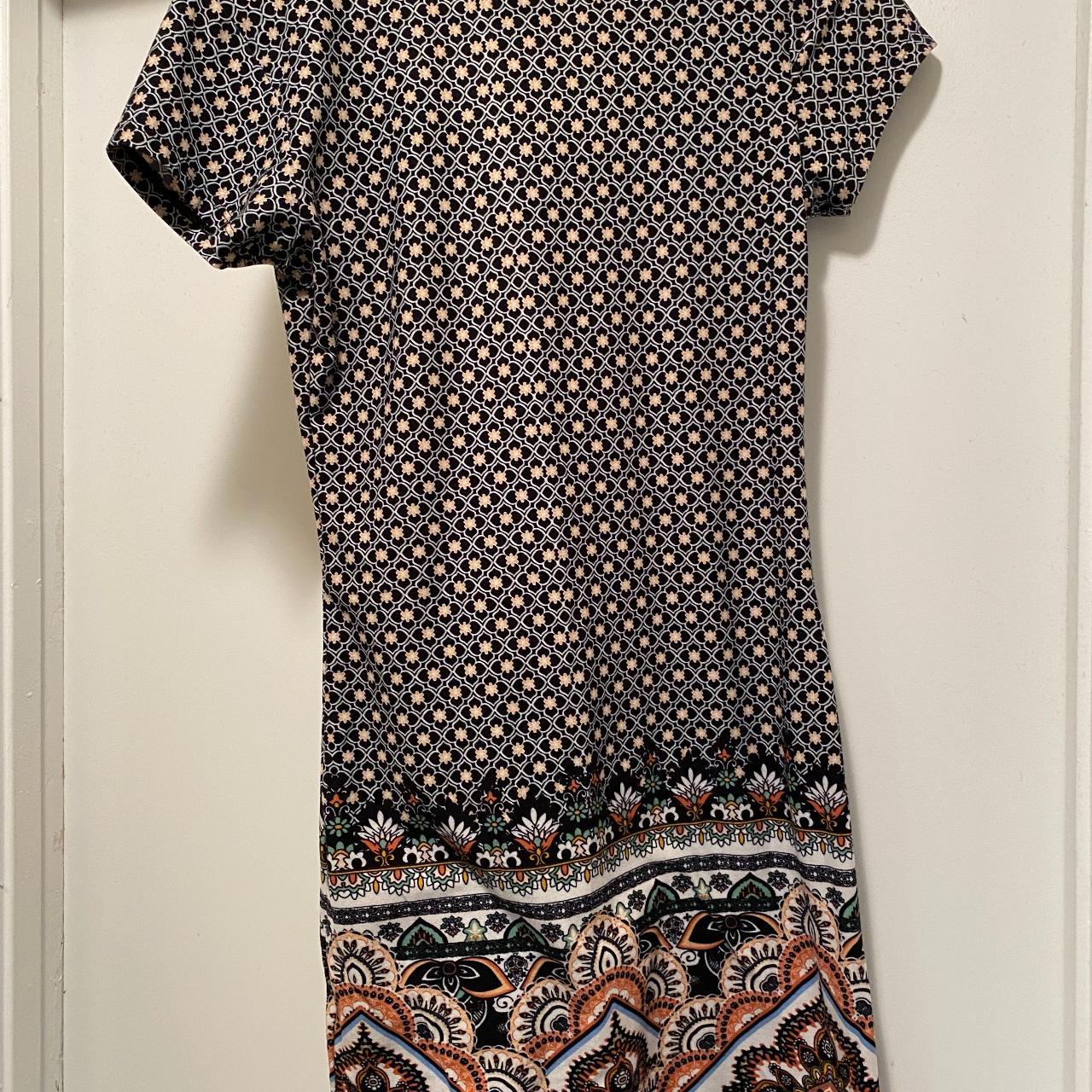 Cute lightweight casual dress. From Derek Heart and