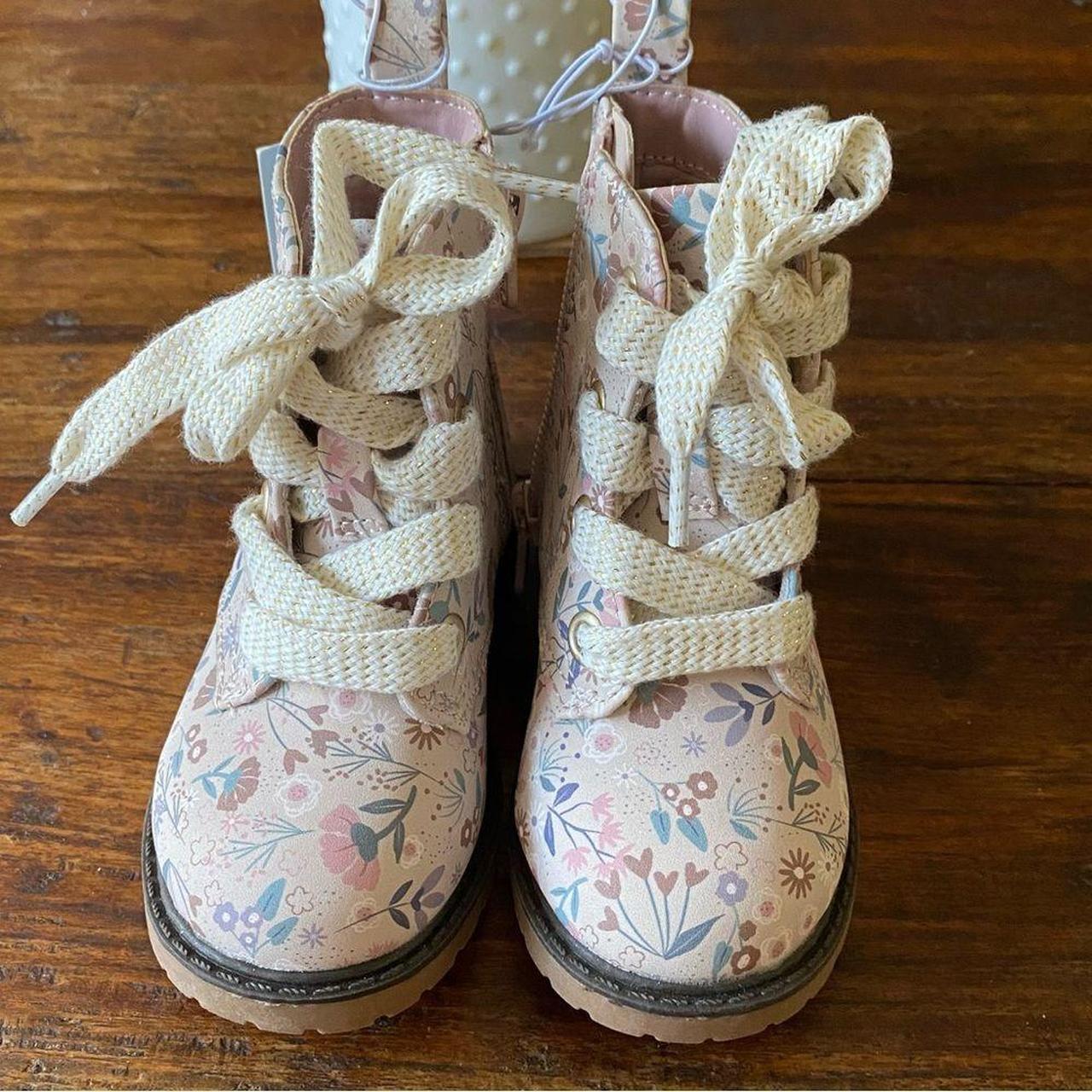 Cat & Jack Giovanna Pink Floral Combat Boots. Size... Depop