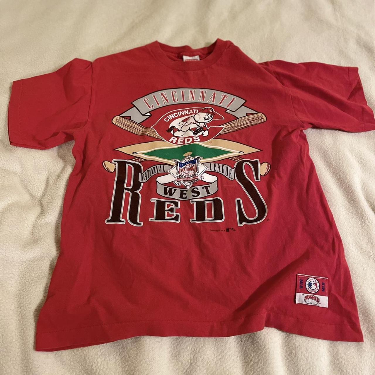 Vintage 1988 Cincinnati Reds baseball tee Size small - Depop