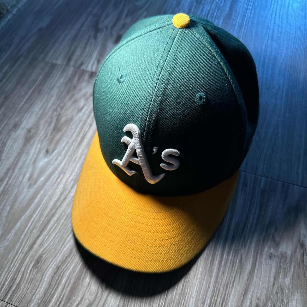 Vintage Oakland A's Athletics New Era Fitted Hat Cap Size 