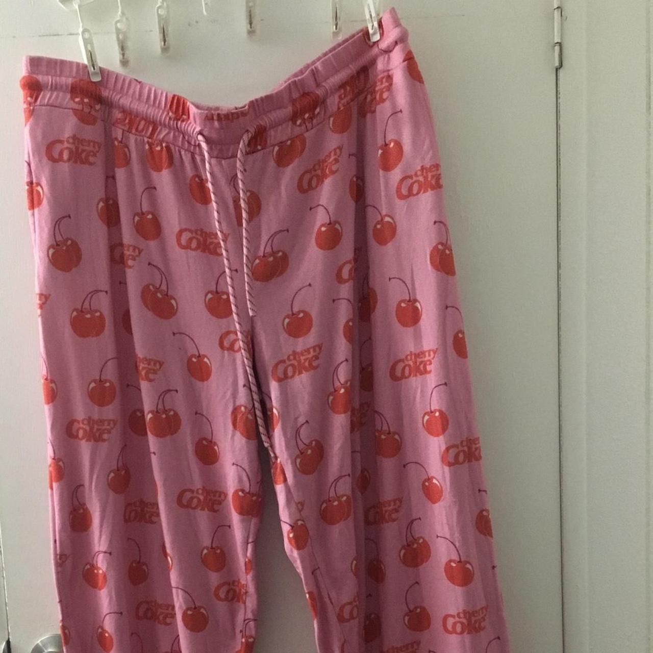 item listed by p4ndabutt3rfly