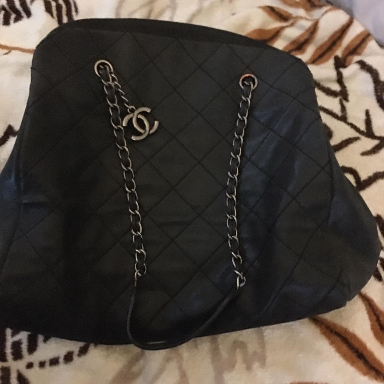 Chanel purse up for sale - Depop
