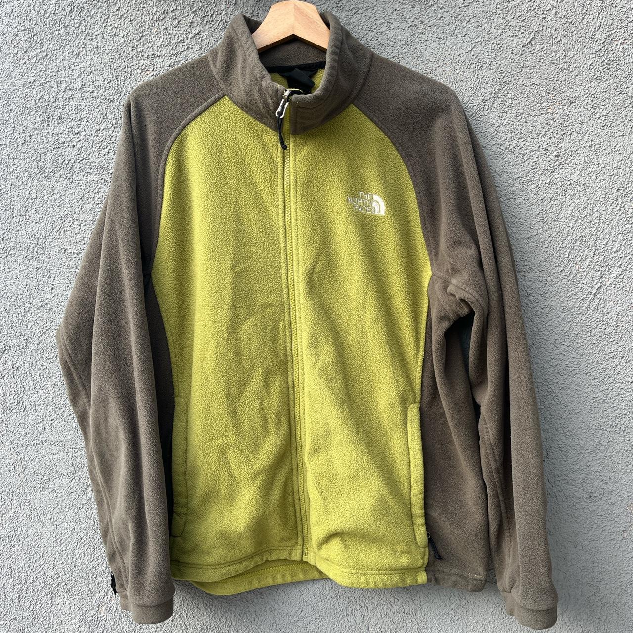 The North Face Men's Green and Black Jacket | Depop