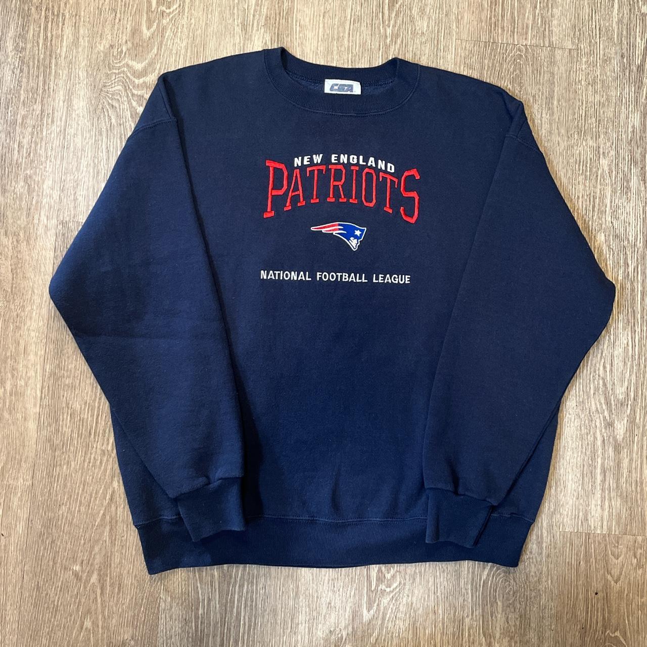 Vintage 90's New England Patriots NFL Blue Crewneck 