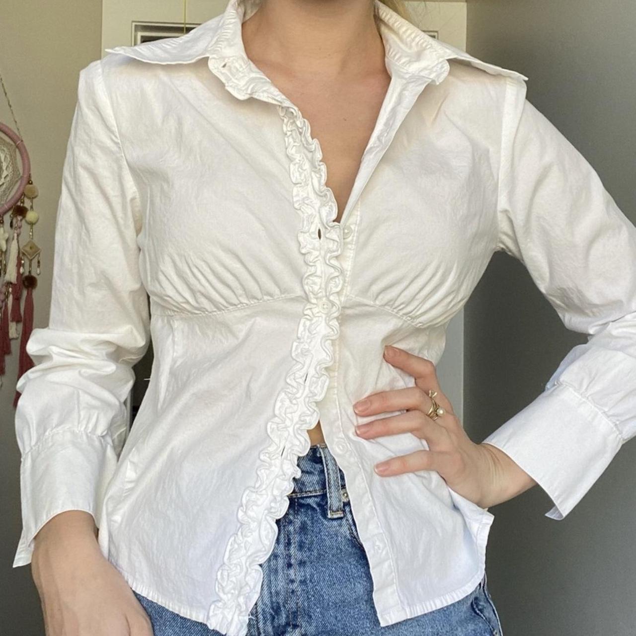 VINTAGE BUTTON UP BLOUSE ⭐️Brand: Old Navy... - Depop