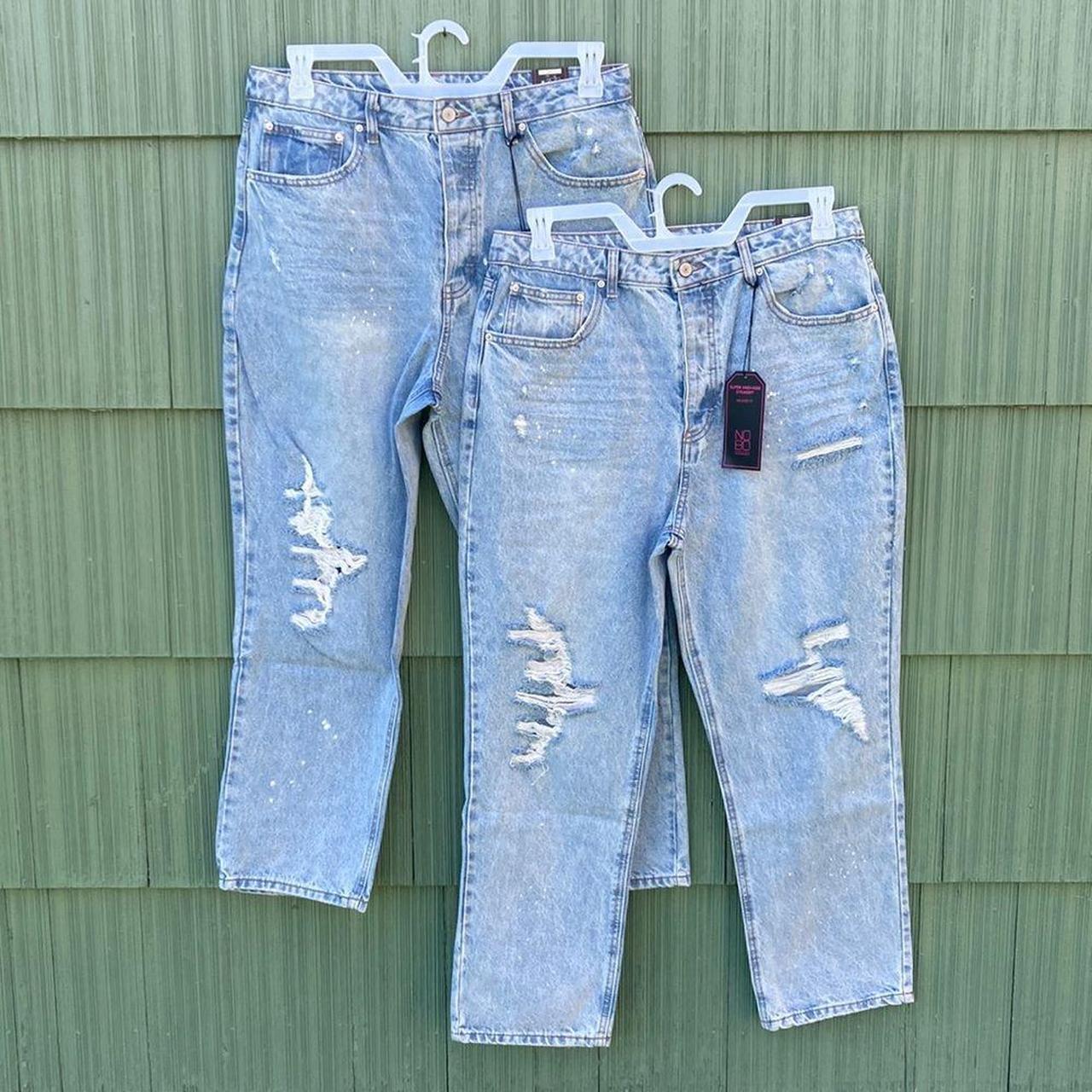 No Boundaries Juniors' Super High Rise Destructed Mom Jeans New