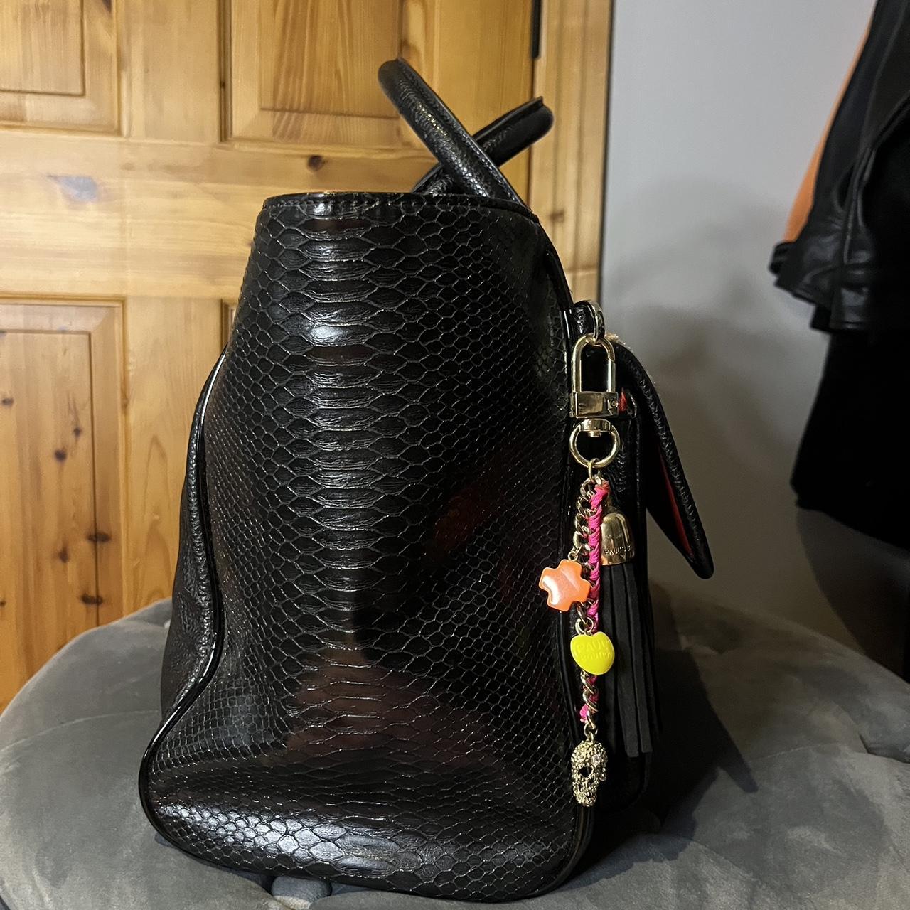 ★PAULS BOUTIQUE★ DELLA [BLACK] PAULS BOUTIQUE Shoulder Bag