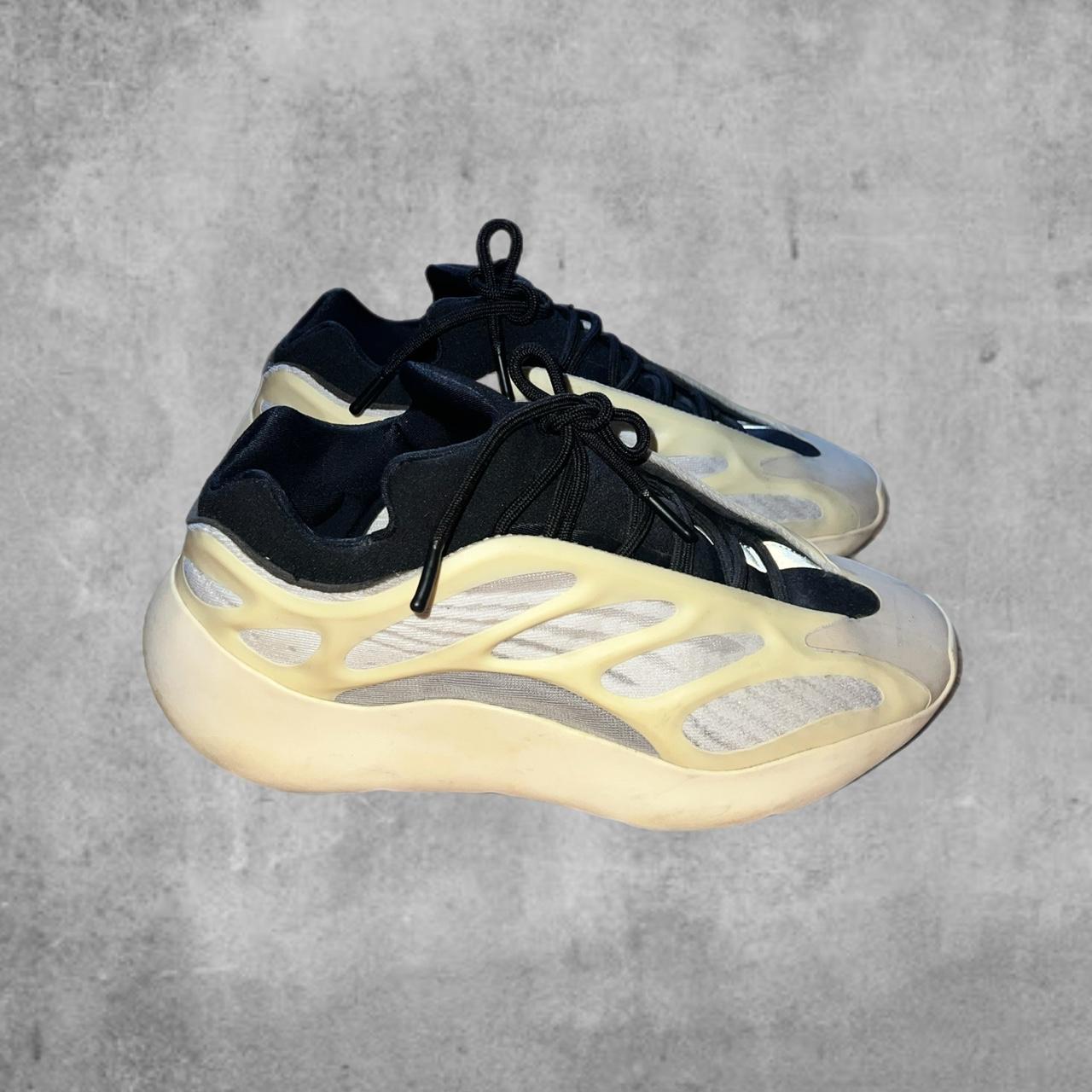 yeezy 700 too small