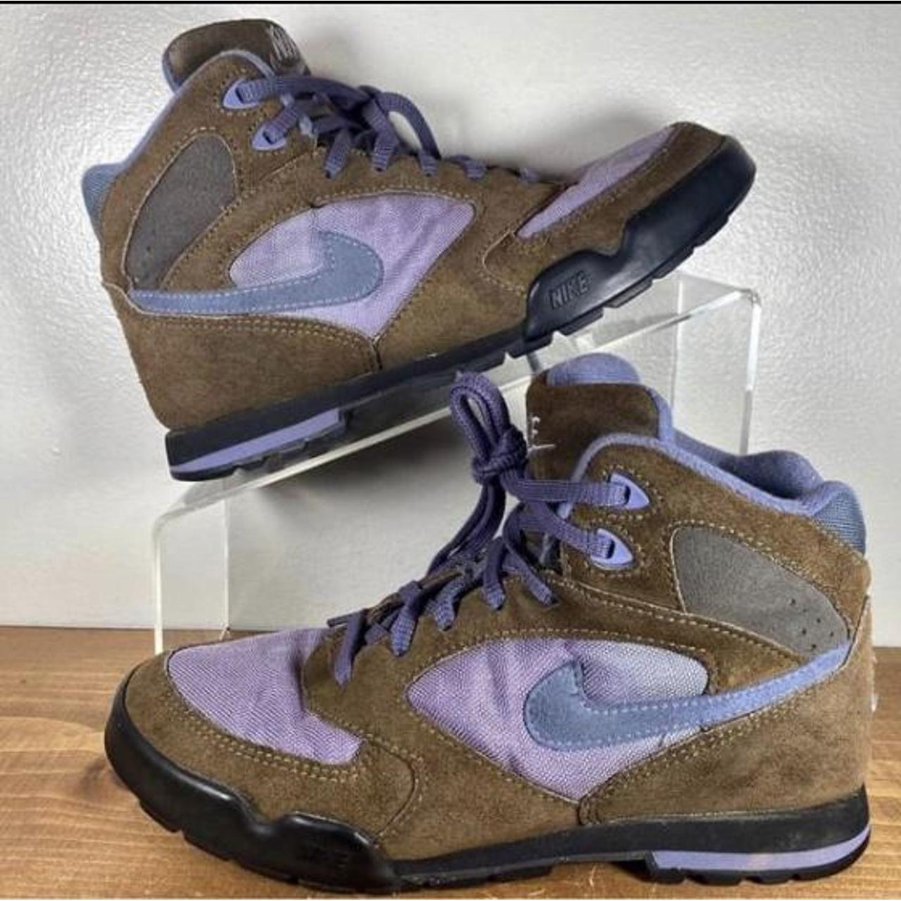 nike vintage hiking boots