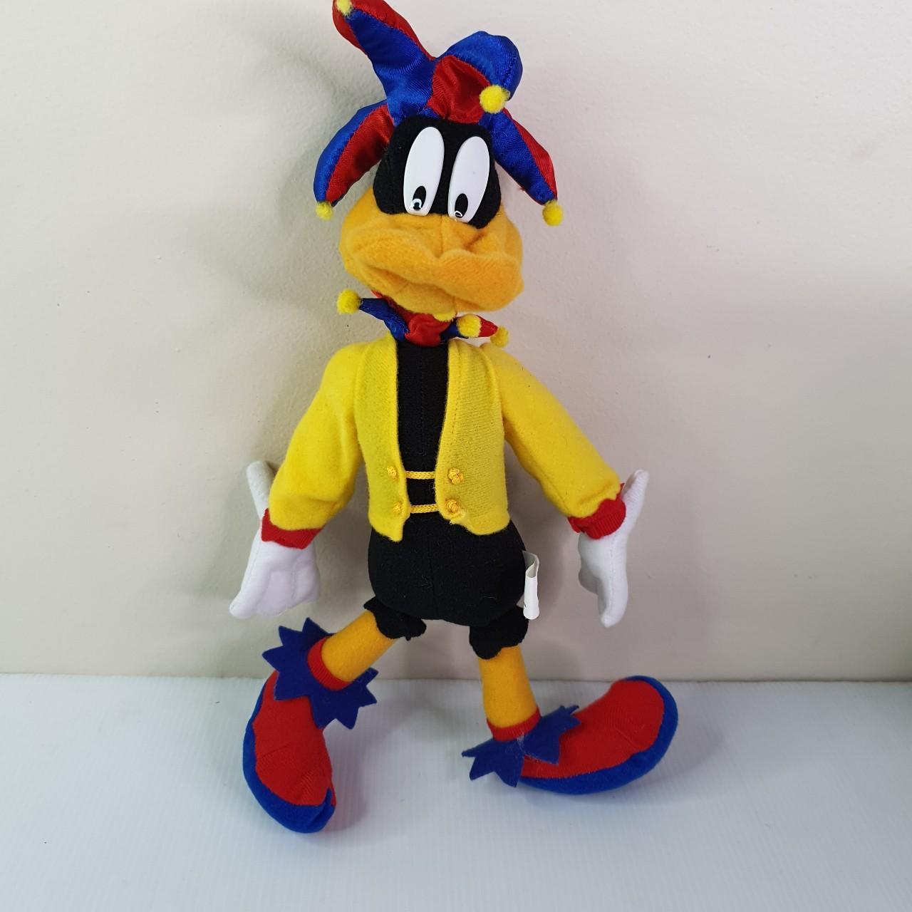 Daffy sold jester