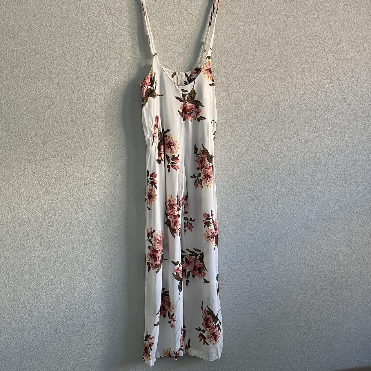 Floral Overalls Obsessed with these floral overalls... - Depop