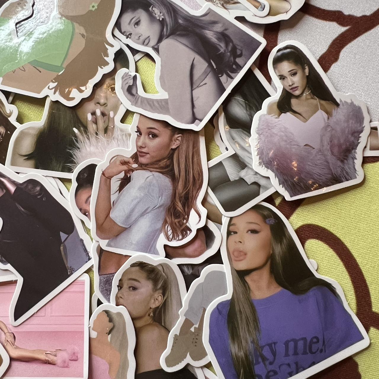 Ariana Grande Multi Stickers (4)
