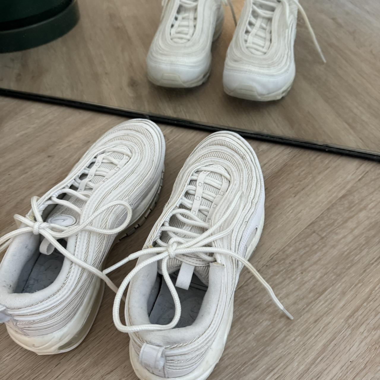 97 shoes foot locker