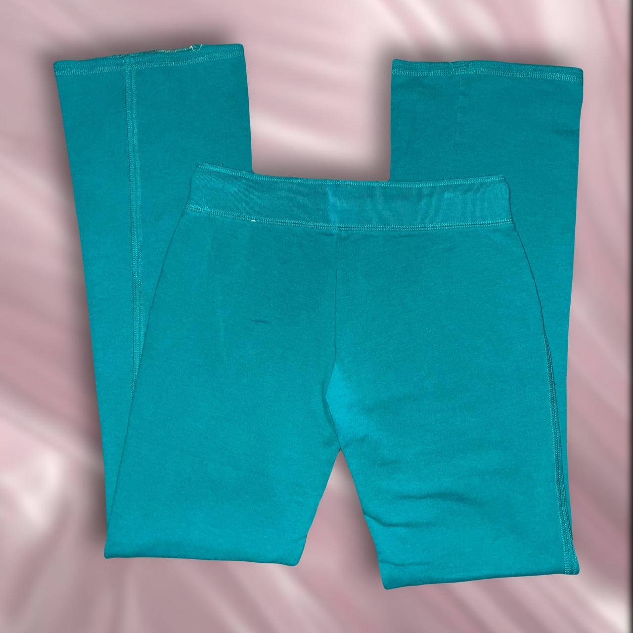 Perfect y2k teal and white flared sweatpants! -Size - Depop