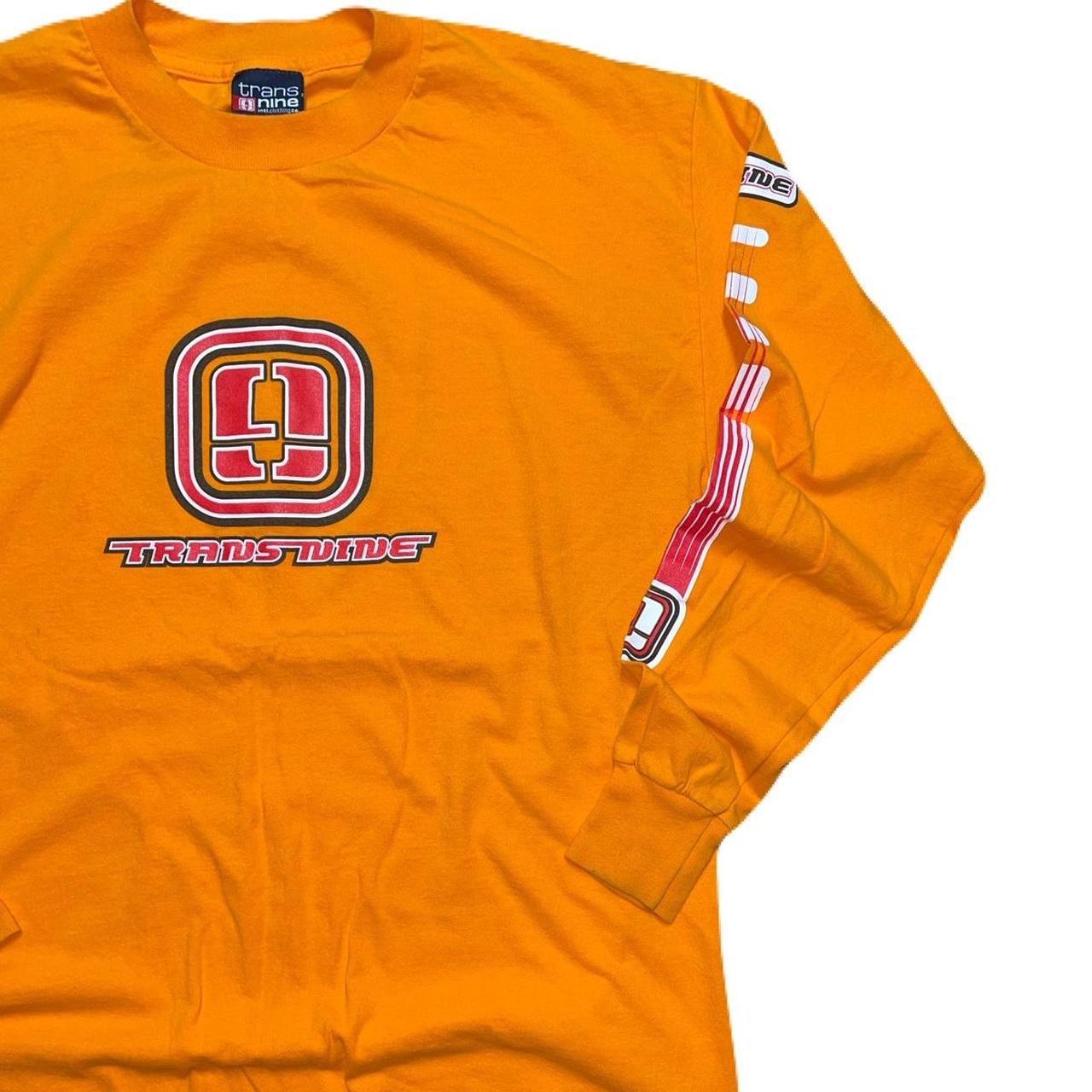 Vintage early 2000s Y2K skater style, bright, | Depop