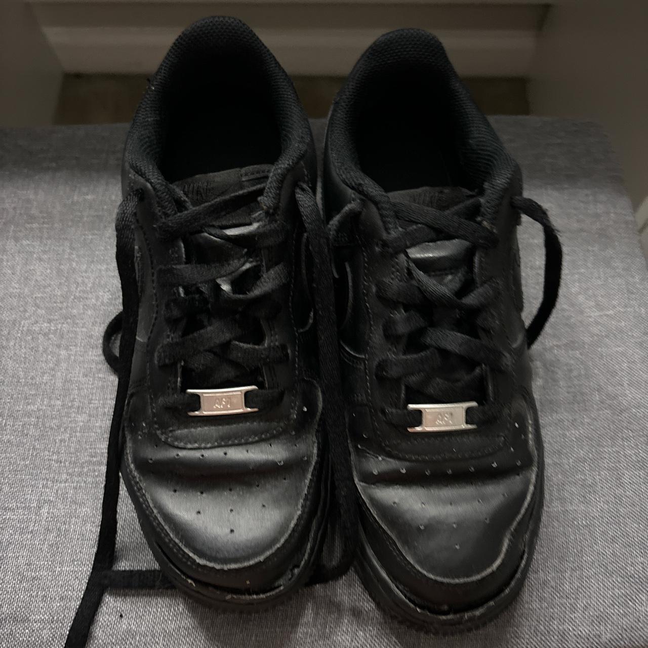 size 6 black air force