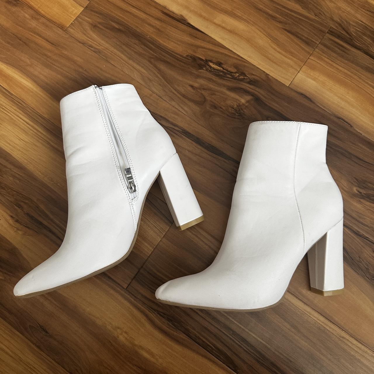 Women's White Boots | Depop