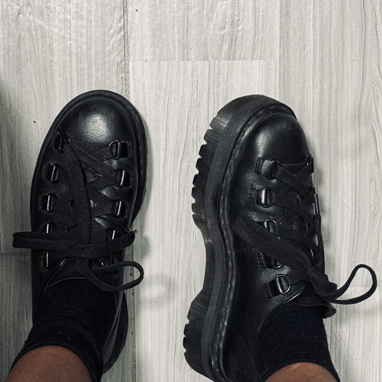 Caraya hotsell doc martens