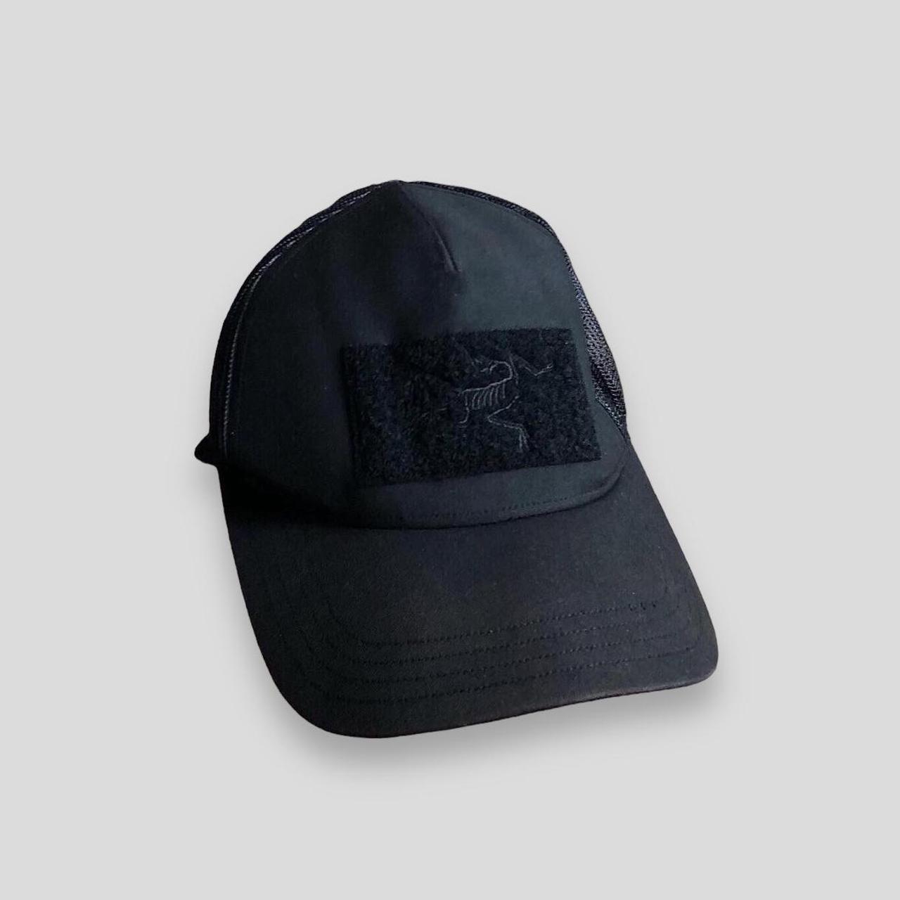 Arc’teryx leaf cap hat in black. Gen 2 with bird...
