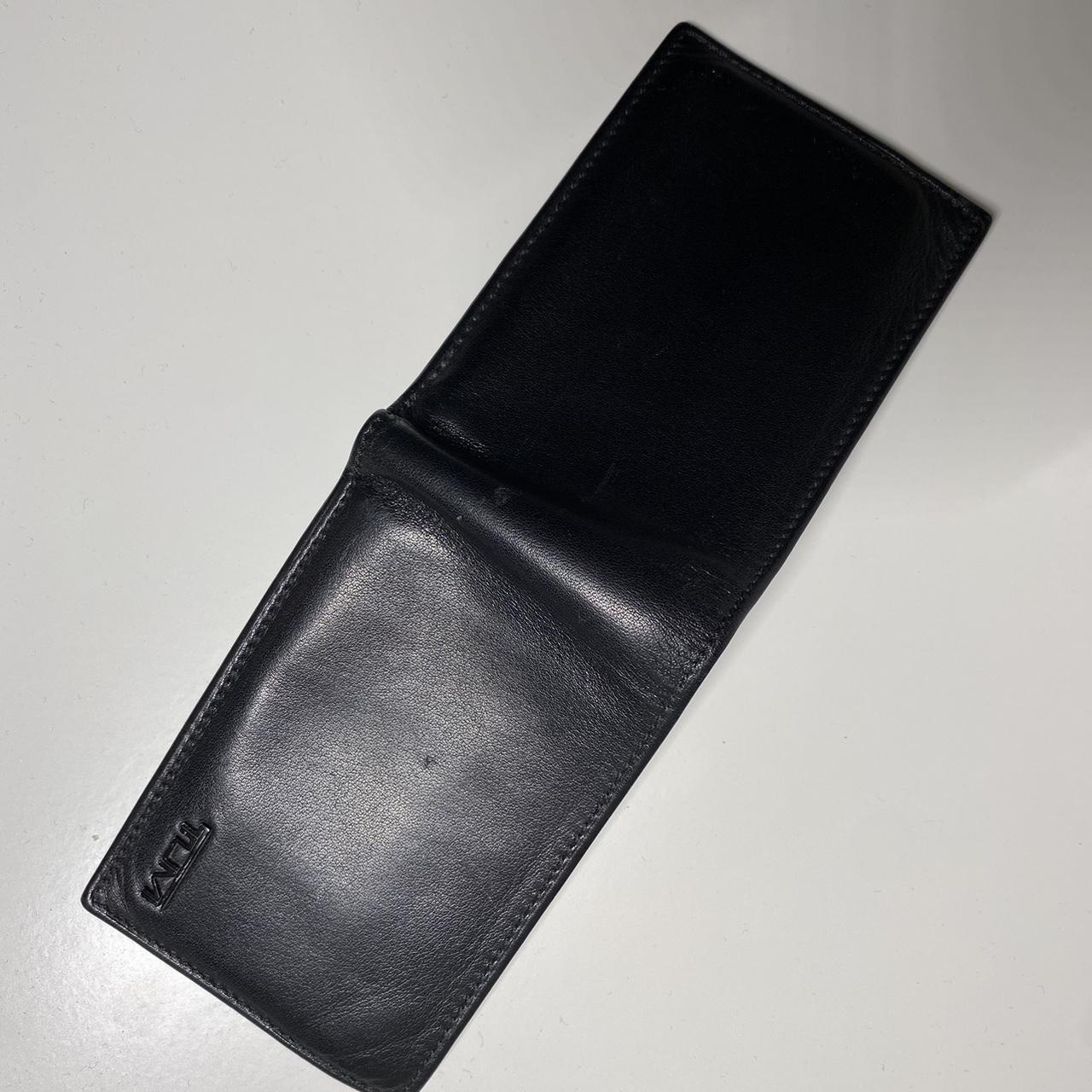 Tumi Men's Black Wallet-purses (4)