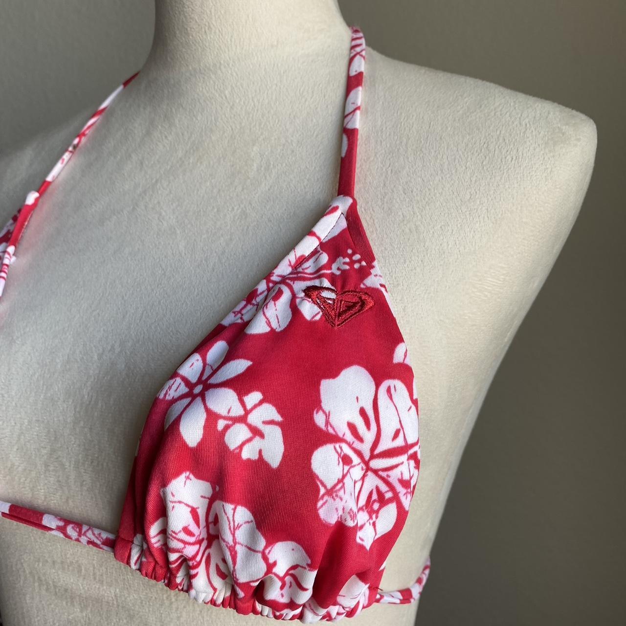 Vintage Roxy Hawaiian Bikini Top no flaws !!! roxy... Depop