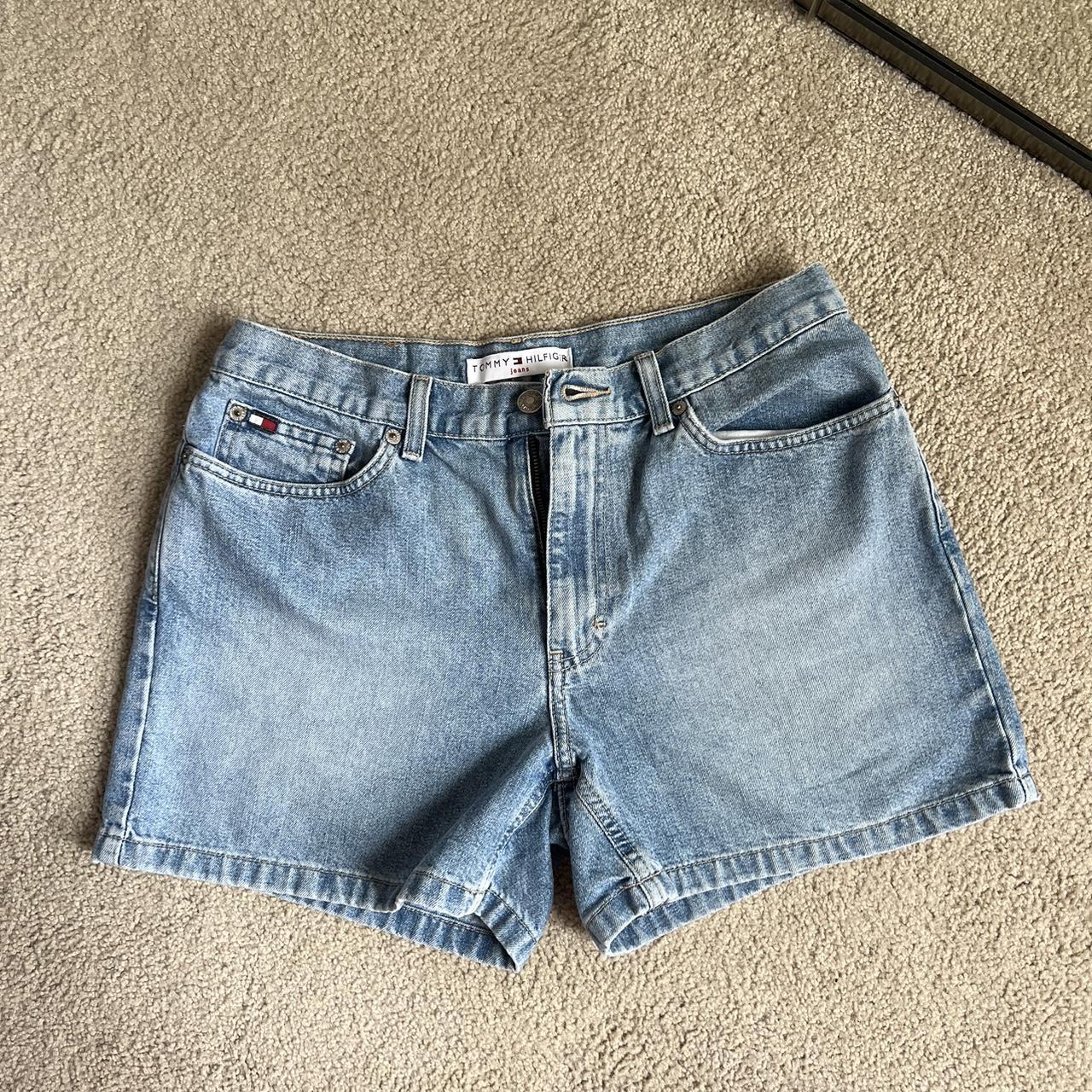Tommy Hilfiger Women's Shorts | Depop