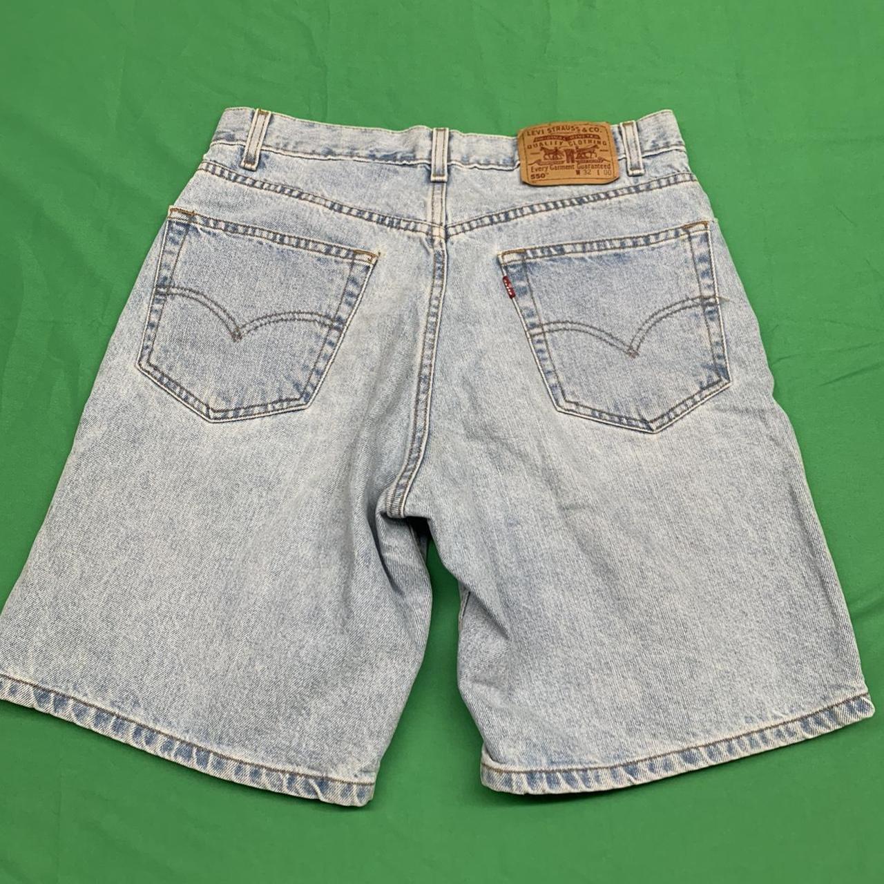 levi-s-men-s-shorts-depop