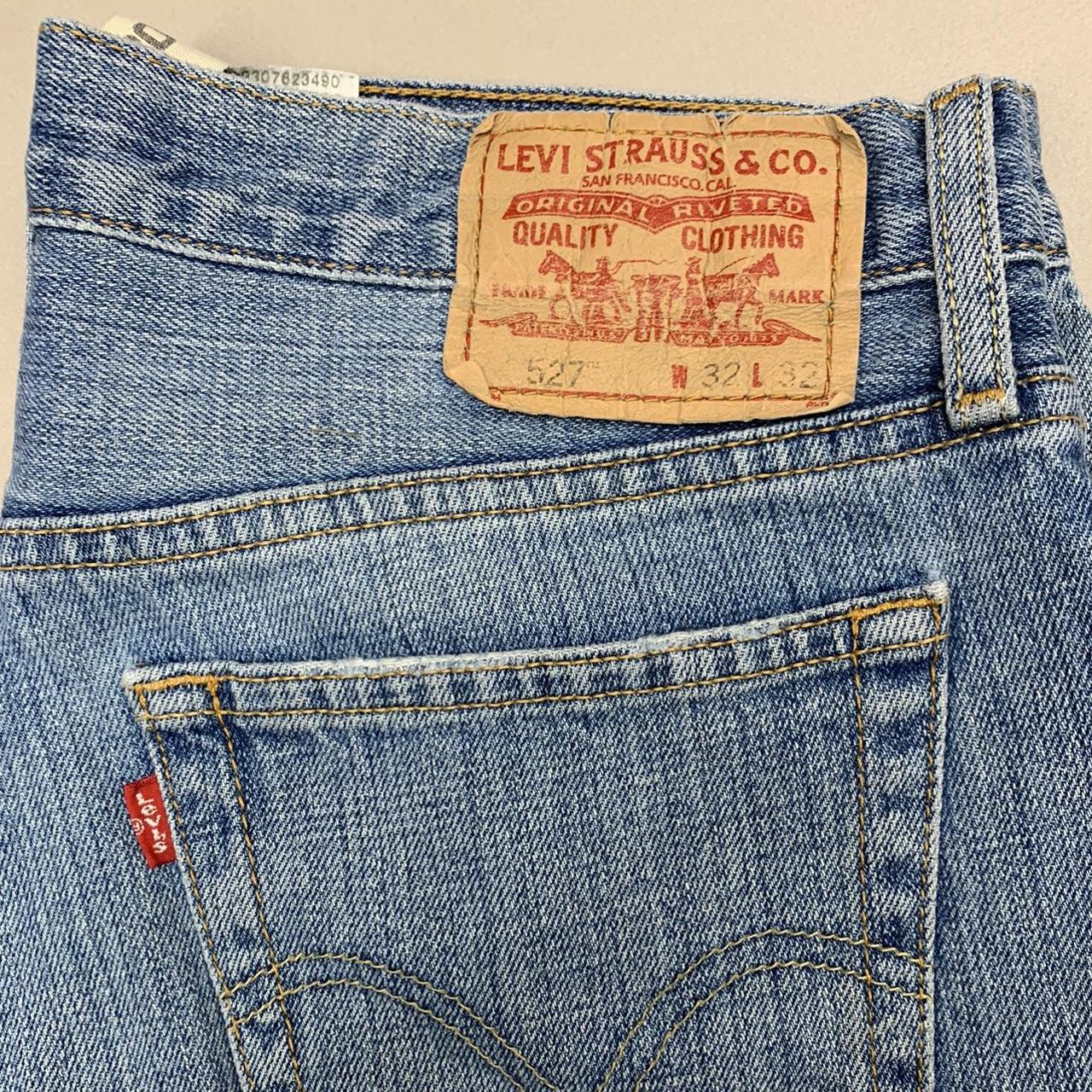 Levi's Men's Navy Jeans | Depop