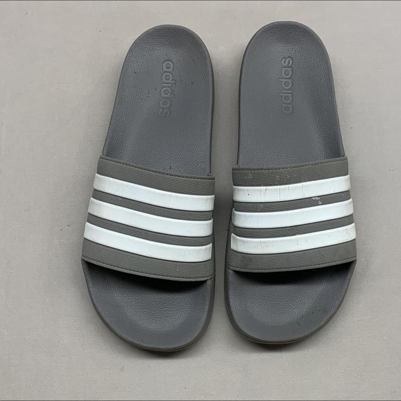 Adidas Men's Grey and White Slides | Depop