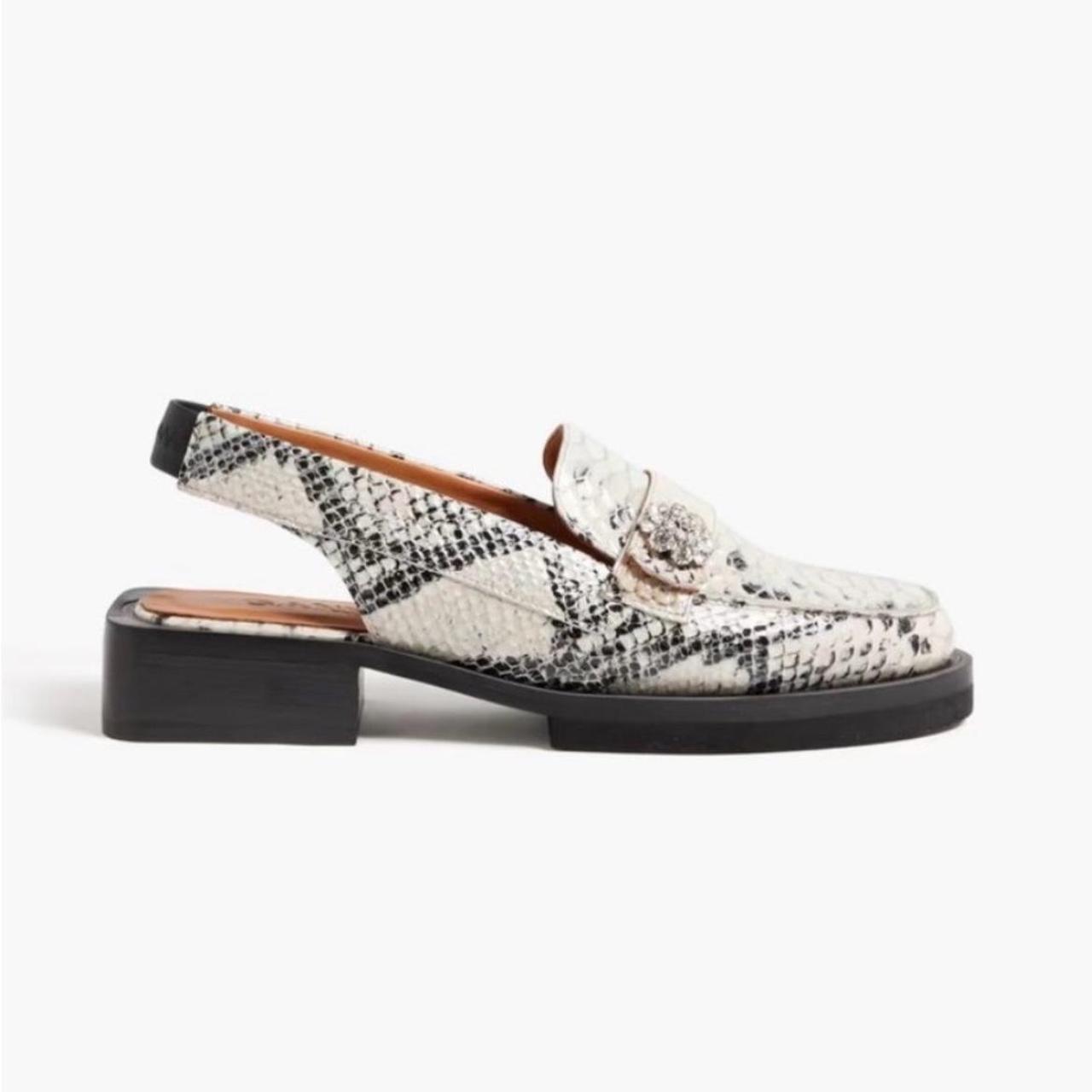 item listed by janghannashe