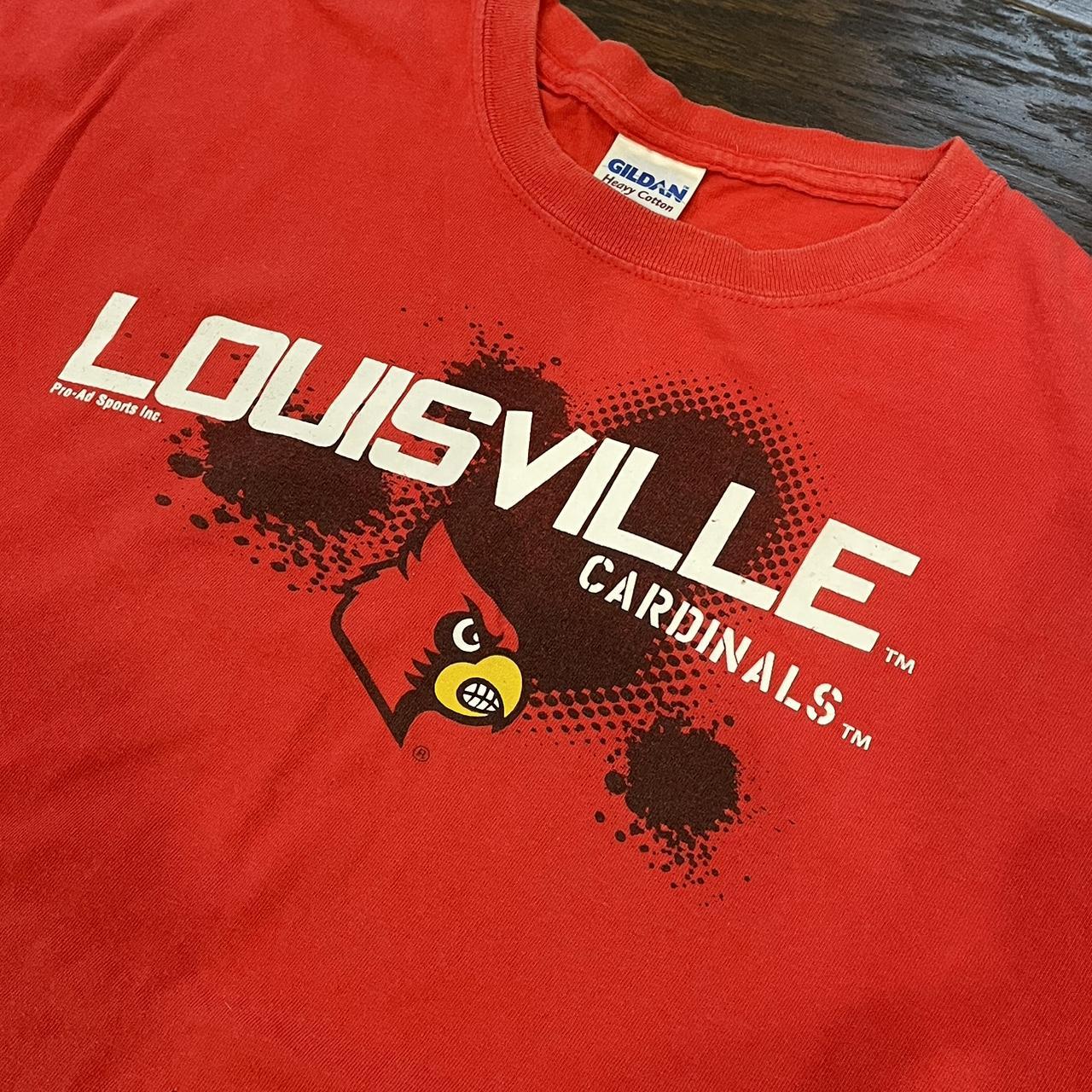 Vintage 90s Louisville Cardinals sports tee. Super - Depop