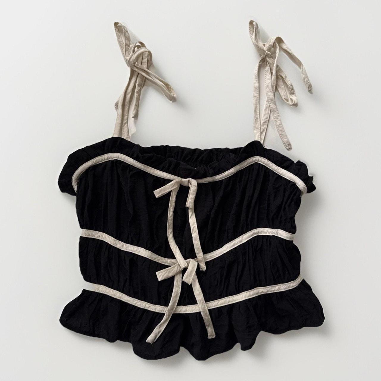 Preloved Women's Crop top - Black/Cream - M – Thi… - image 1