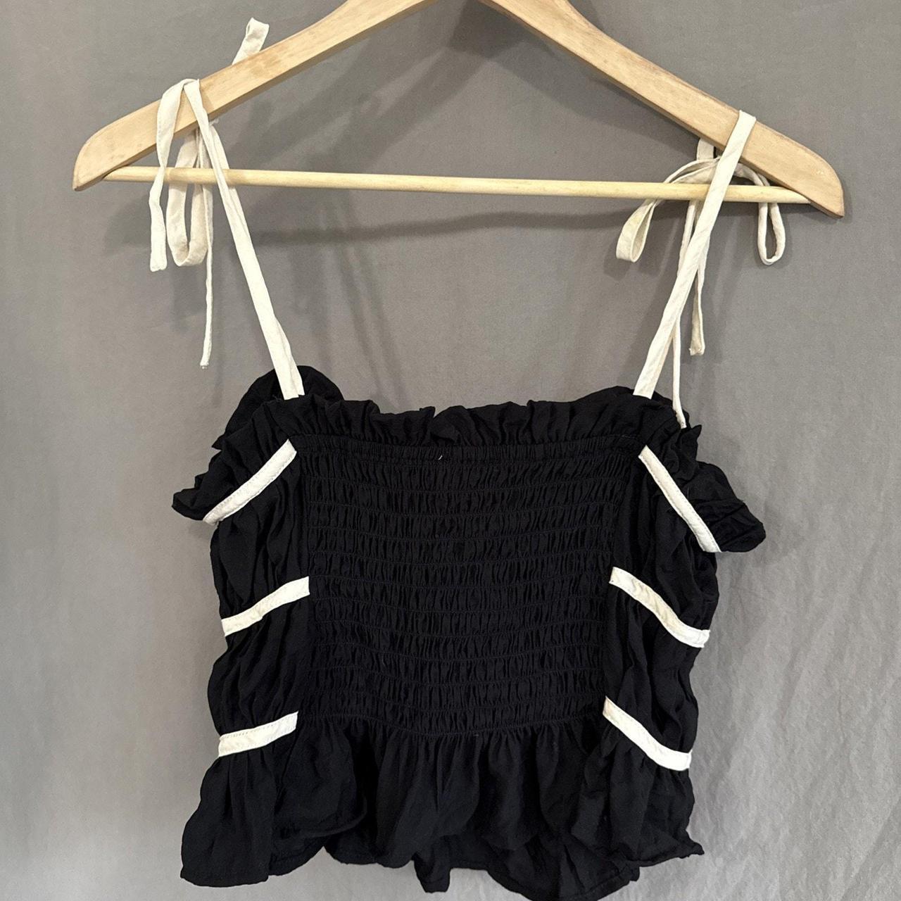 Preloved Women's Crop top - Black/Cream - M – Thi… - image 5