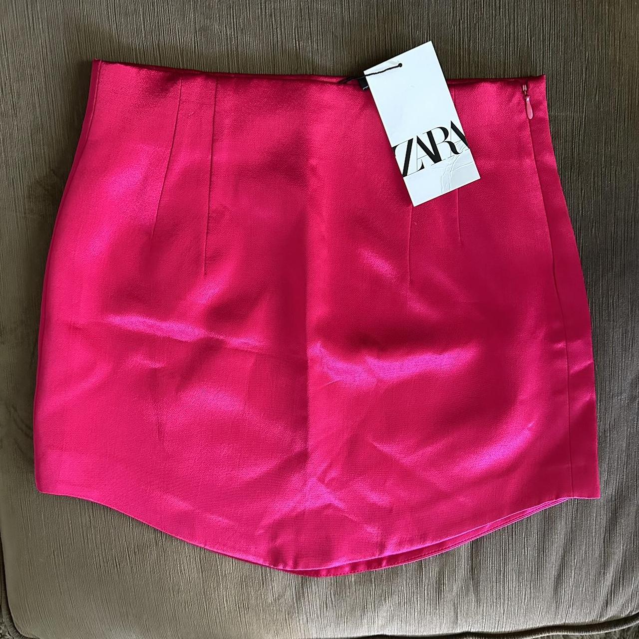 Zara pink satin mini skirt New with tags... Depop